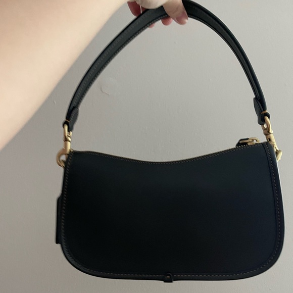 Coach Black Swinger Shoulder Bag - Picture 5 of 13